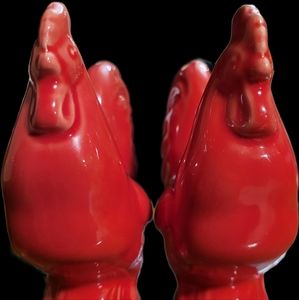 Chicken salt and pepper shaker